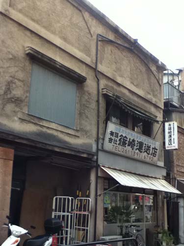 無用窓